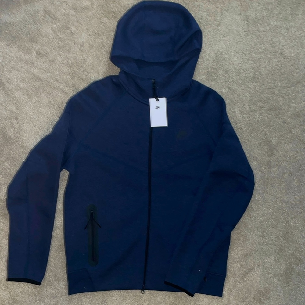 Nike Tech Fleece Full-Zip Hoodie